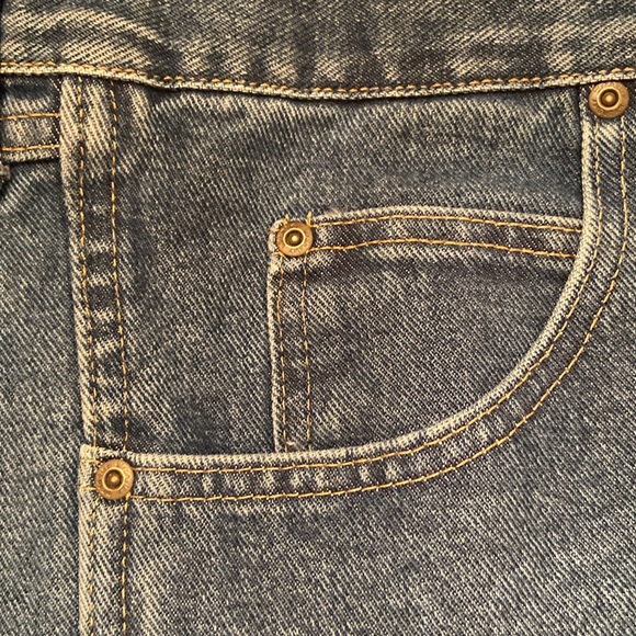 EUC Wrangler Rugged Wear Jeans  Men's Size 44x30 - Picture 2 of 5